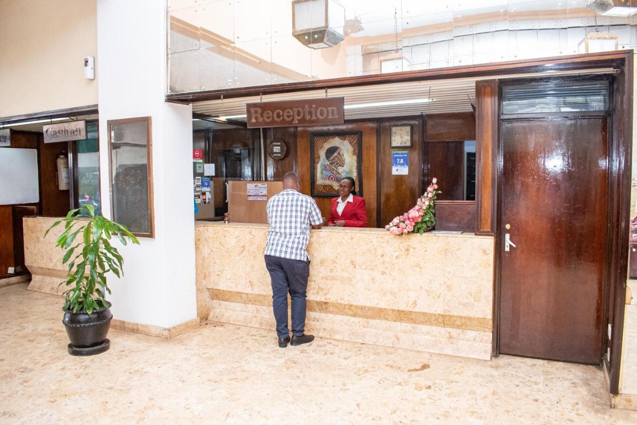 ניירובי Ambassadeur Hotel מראה חיצוני תמונה